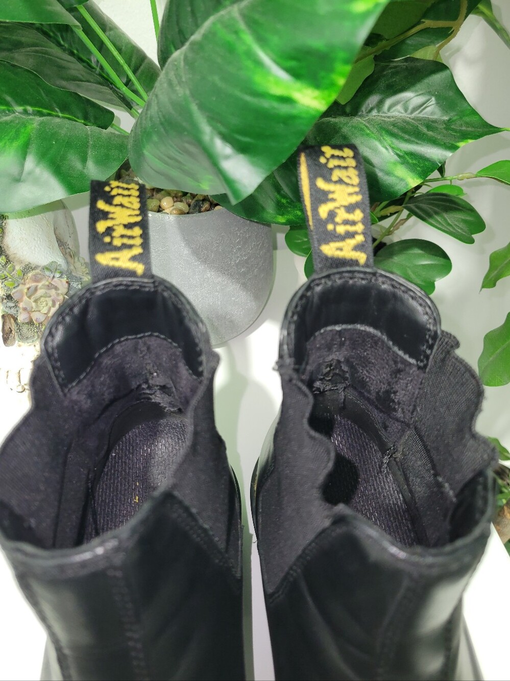 Dr. Martens | Rometty Wyoming Leather Platform Chelsea Boots (7) - Picture 9 of 9
